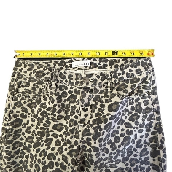 Loft Jeans Loft Modern Skinny Jeans In Leopard Print • Used • Size: 4 - Picture 3 of 8